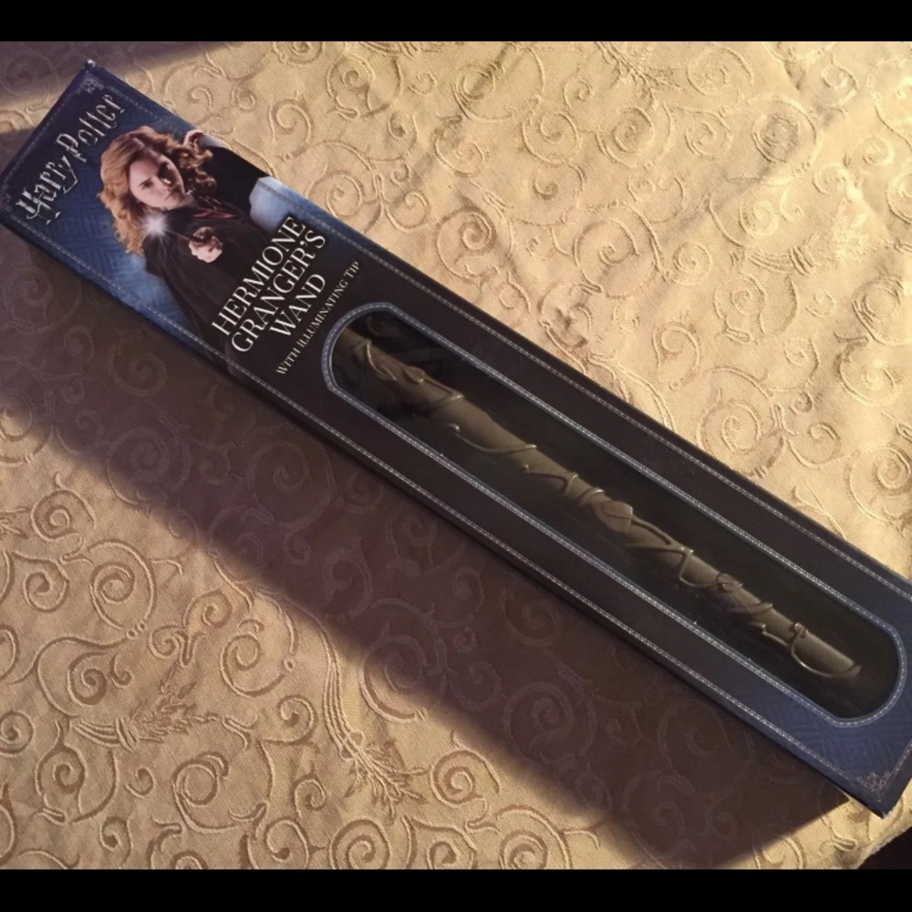 Hermione Granger’s Wand with Illuminating tip